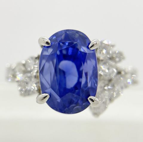 【PT900製・天然ブルーサファイアリングの買取】